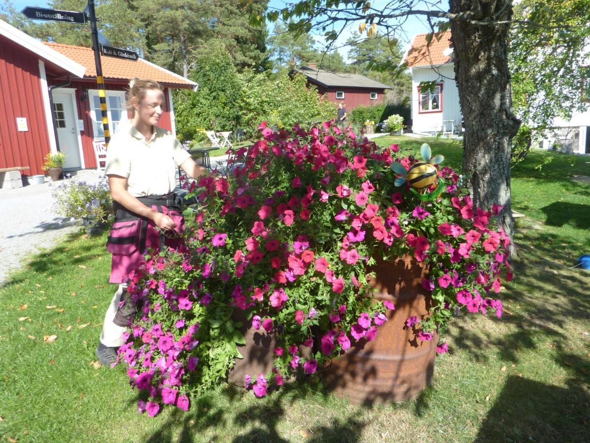Tavlebords Honungsgard Guest House Tegneby Exterior photo
